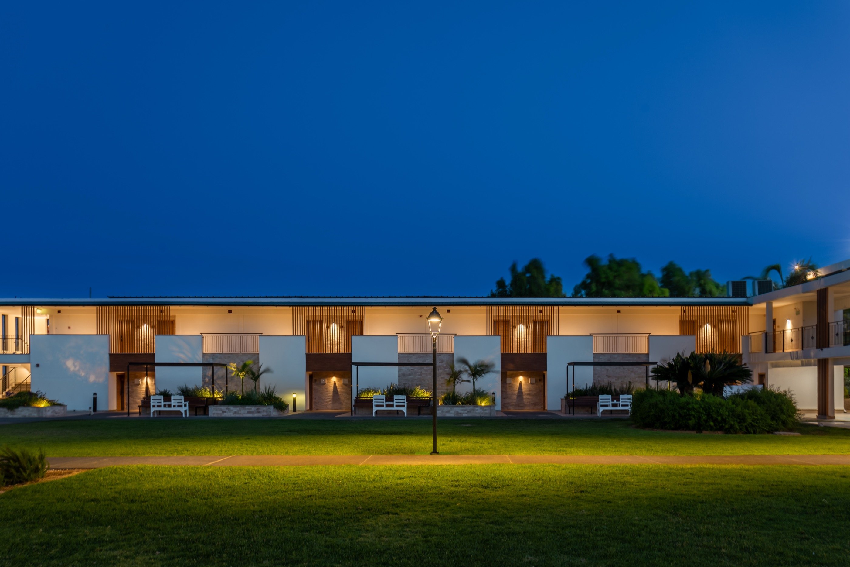 נוף גינוסר · הכנרת — cover frame