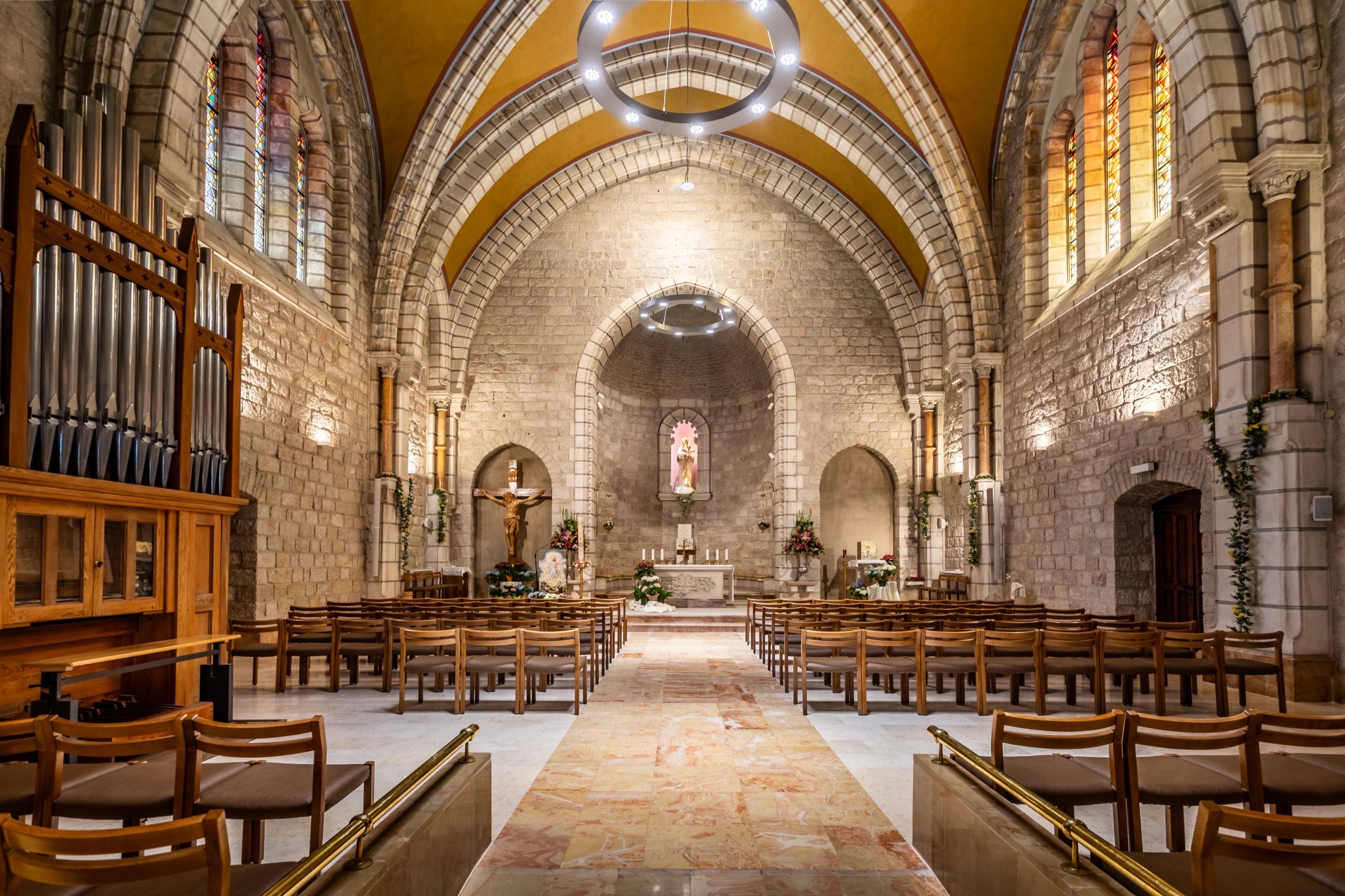 Notre Dame Jerusalem — cover frame